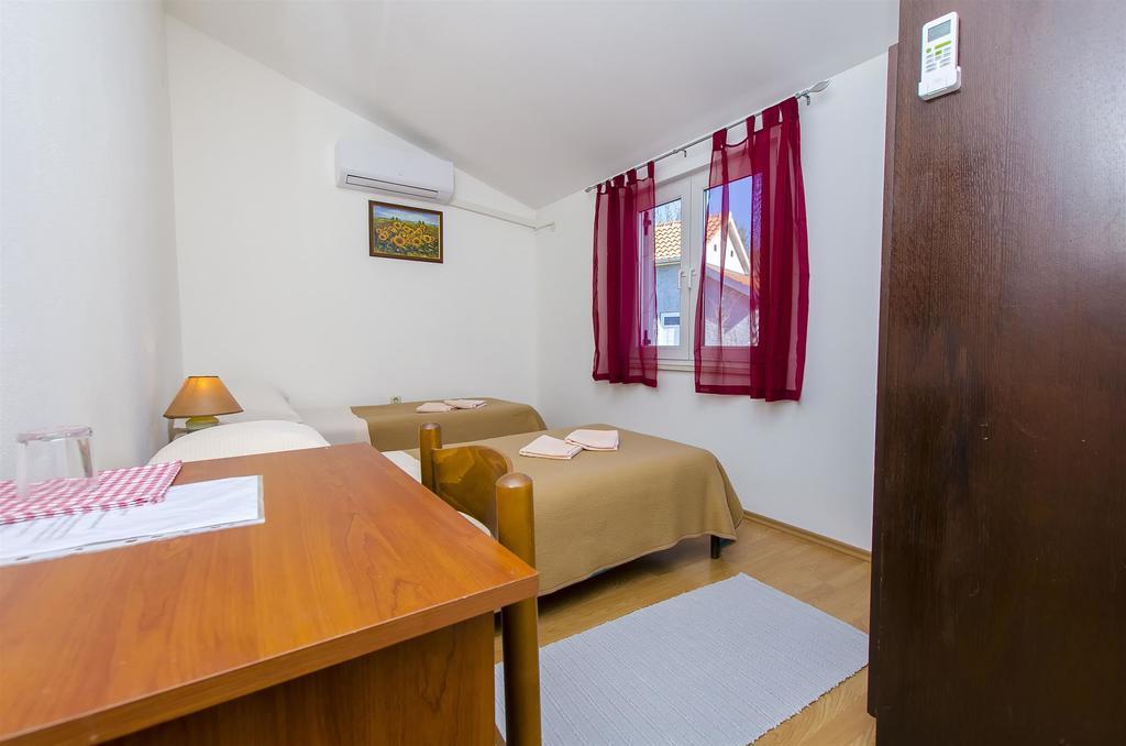 Rooms Marijana Čaporice Kültér fotó
