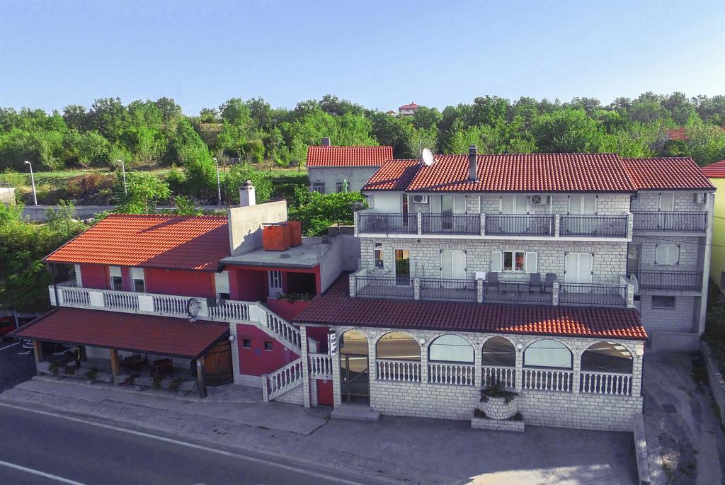 Rooms Marijana Čaporice Kültér fotó
