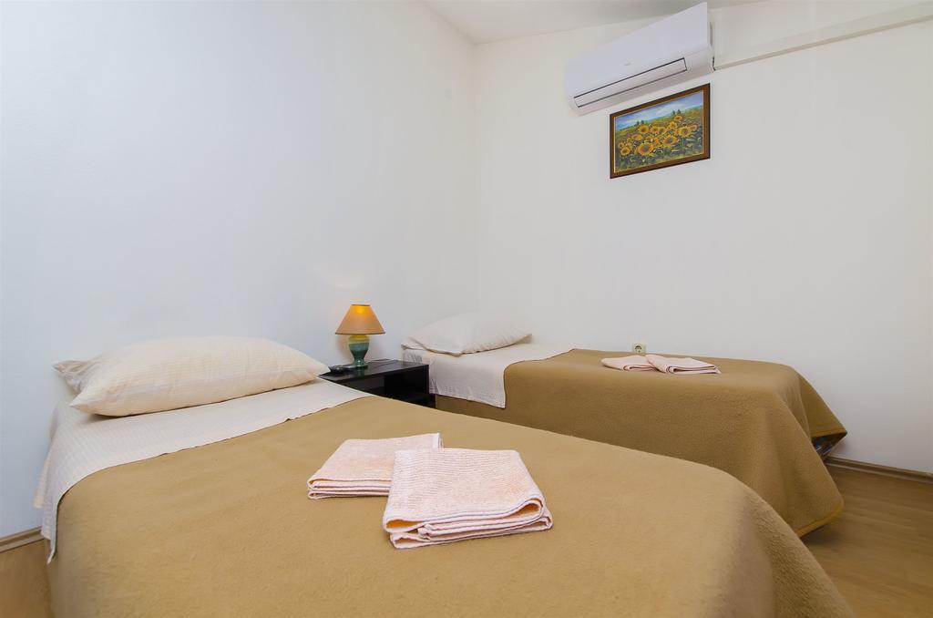 Rooms Marijana Čaporice Kültér fotó